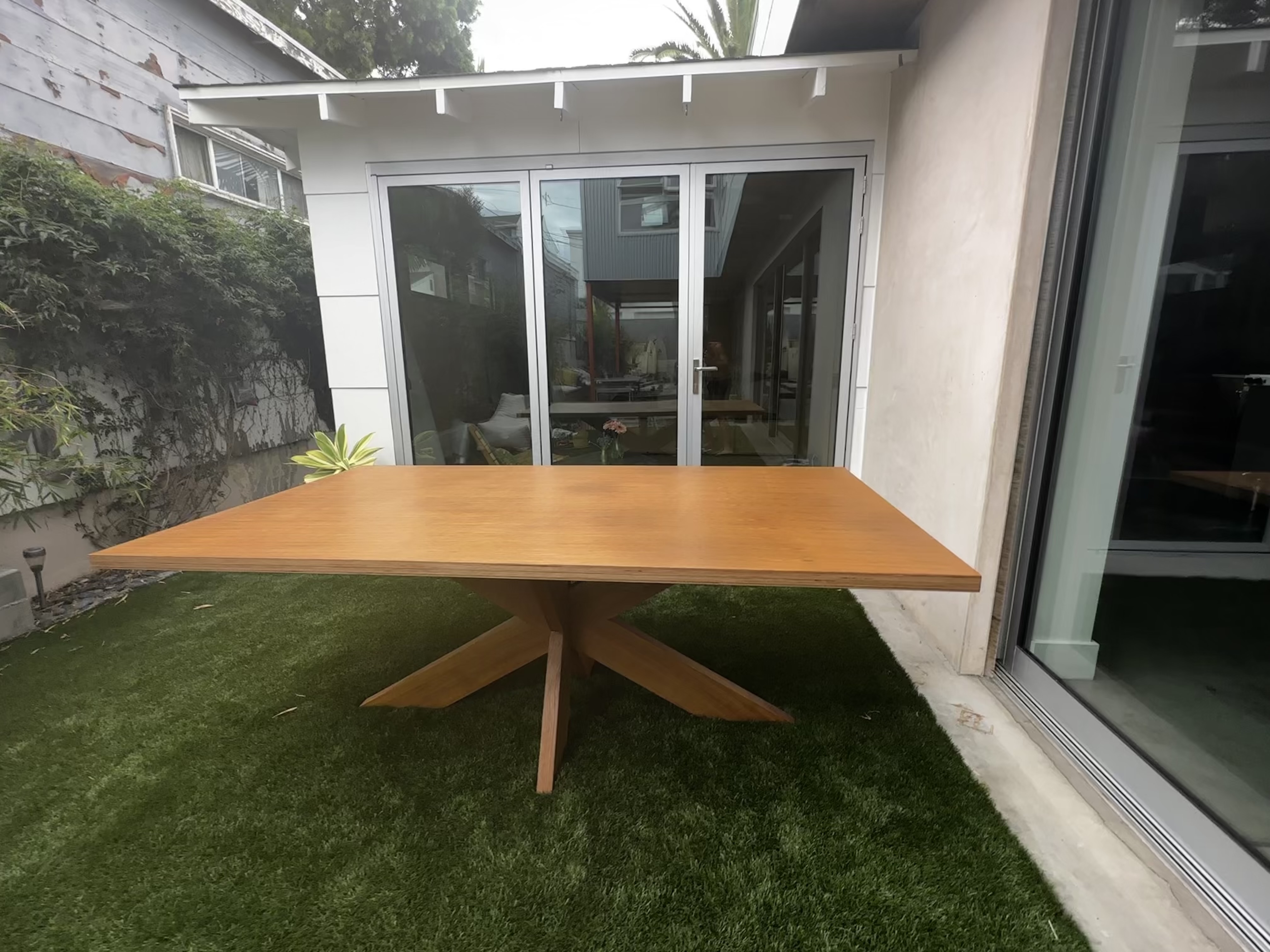 X Table outside